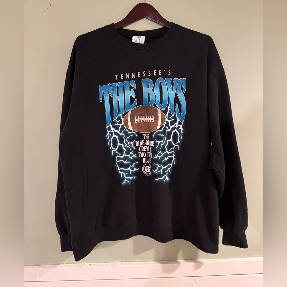 Champion x Barstool Sports “The Boys” Tennessee Sweatshirt – 2XL